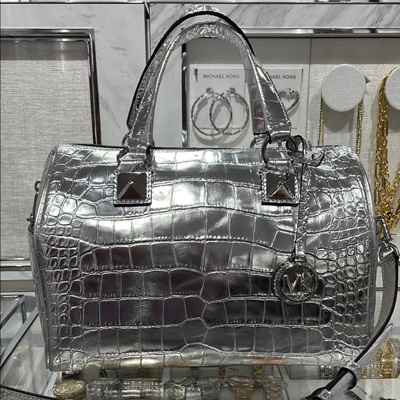 Michael Kors Grayson Medium Metallic Crocodile Embossed Leather Satchel
Silver - Picture 1 of 16